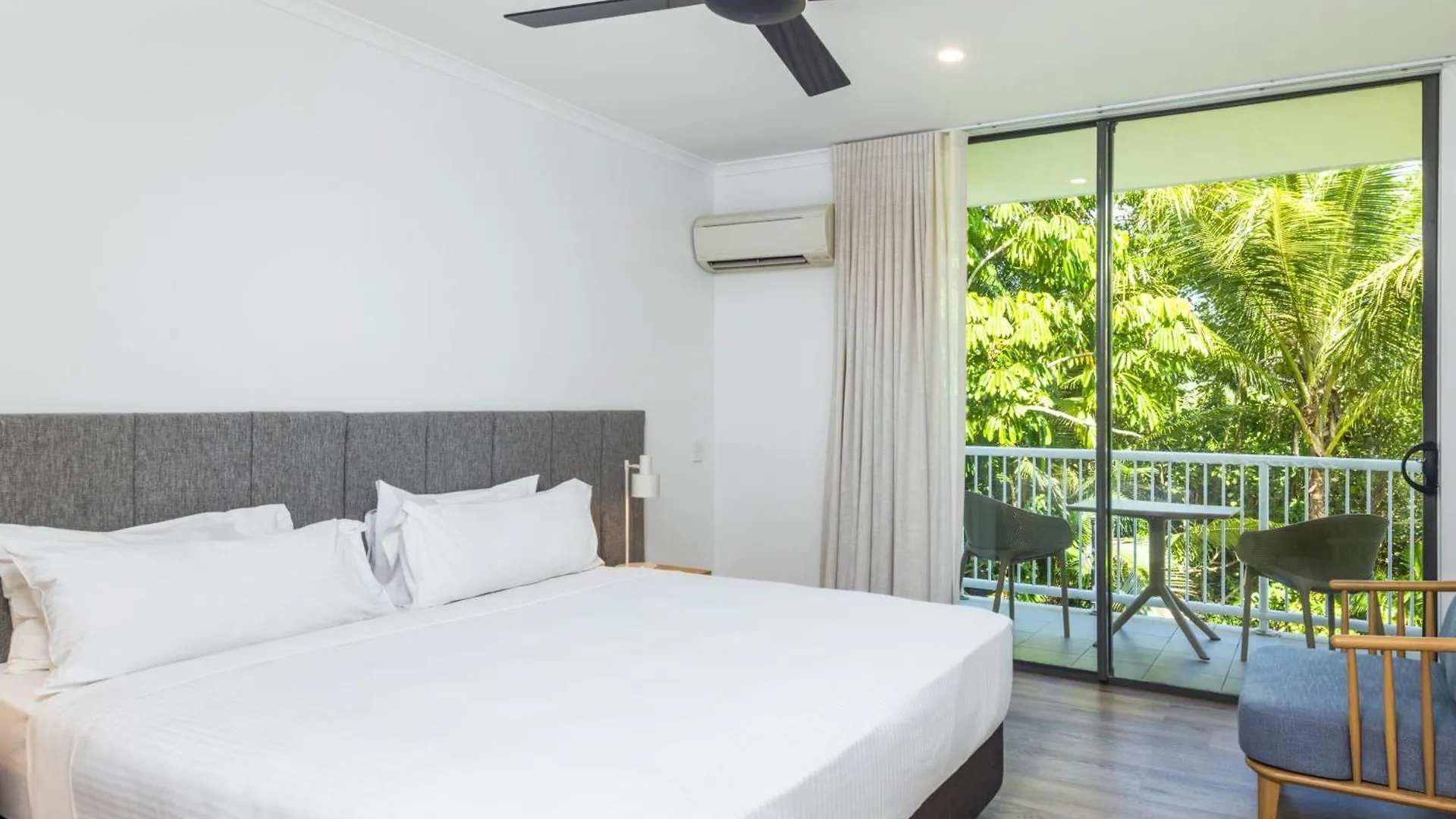 Oaks Port Douglas Resort 4*,